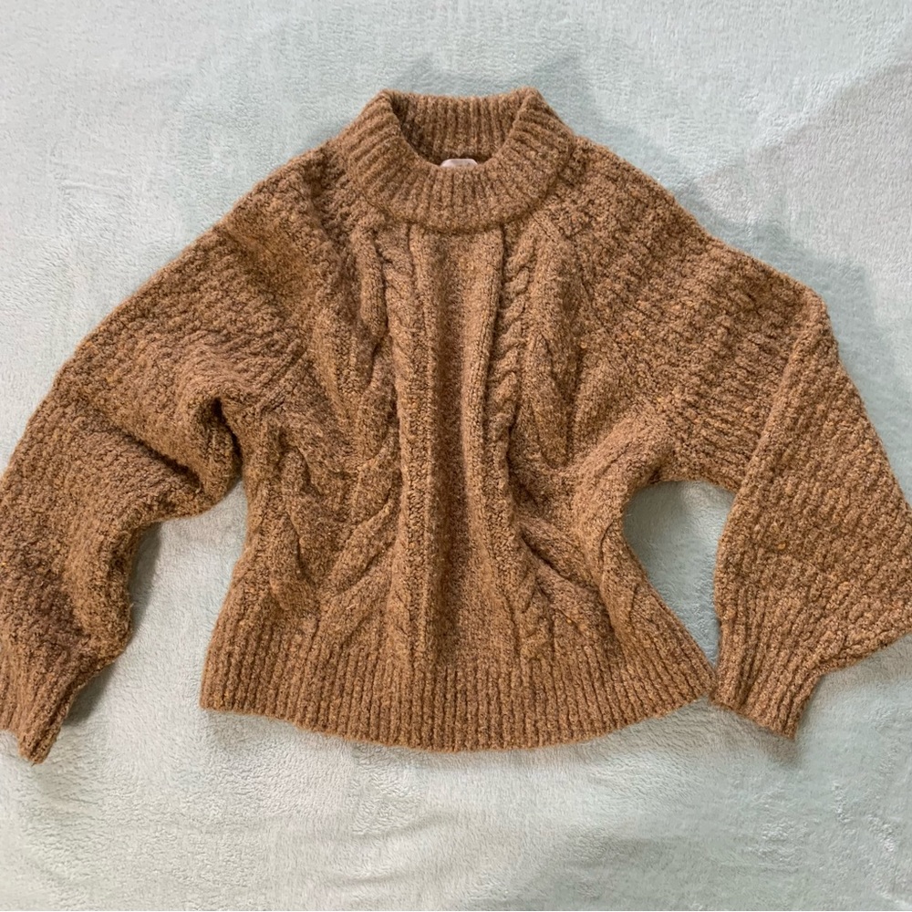 Universal Thread Women’s Sweater